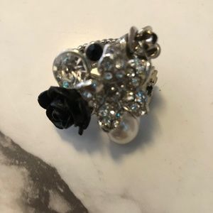 Costume jewelry ring